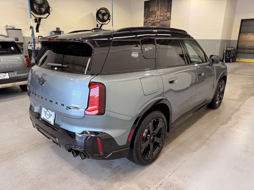 Thumbnail: 2027 MINI Cooper Countryman - 6