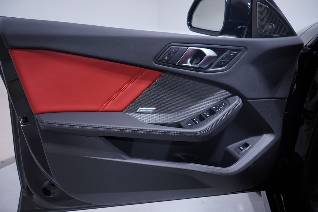 Thumbnail: 2026 BMW 2 Series - 10