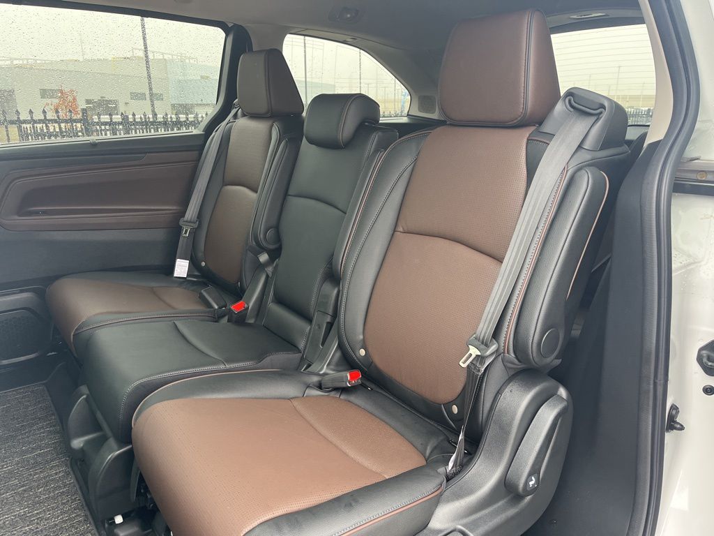 Thumbnail: 2026 Honda Odyssey - 15