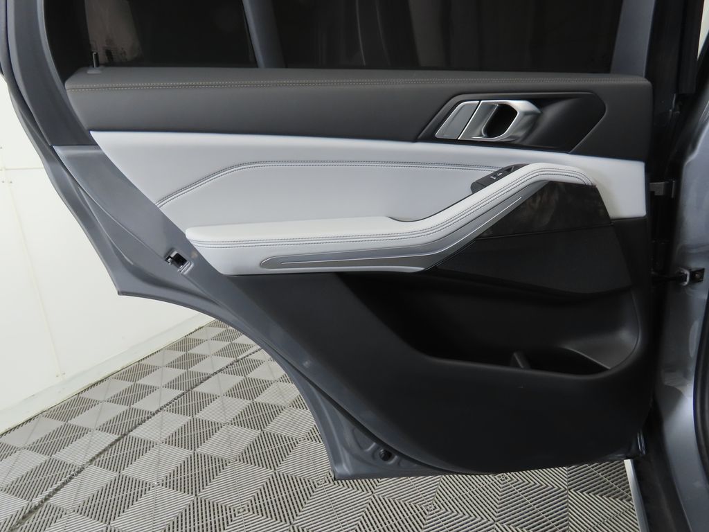 Thumbnail: 2024 BMW X5 - 27