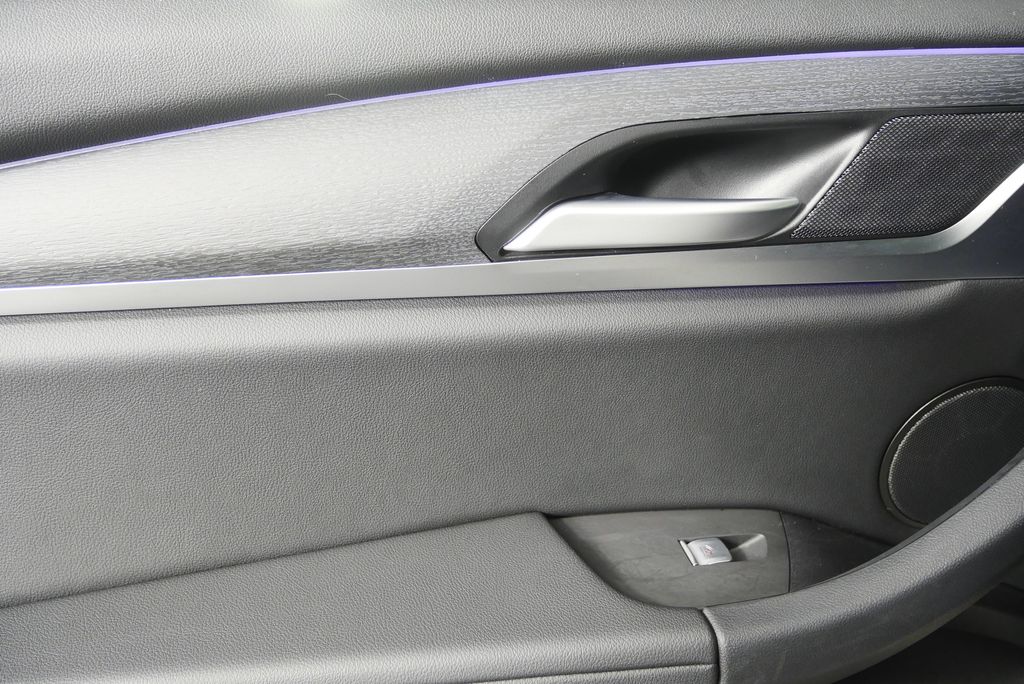 Thumbnail: 2024 BMW X3 - 13