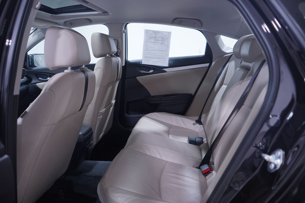 Thumbnail: 2017 Honda Civic - 9