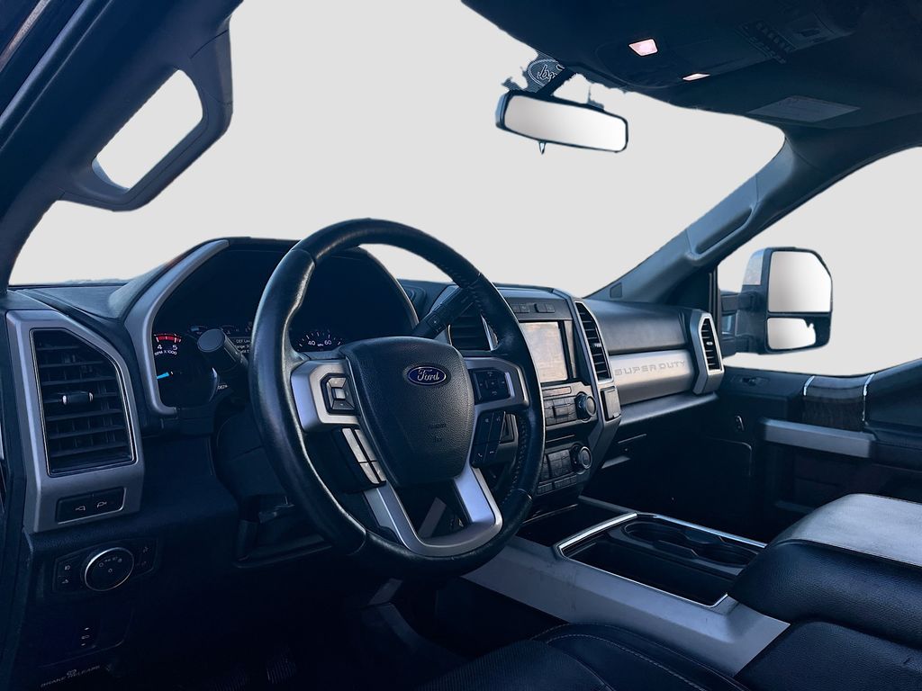 Used 2017 Black Ford Lariat image 9