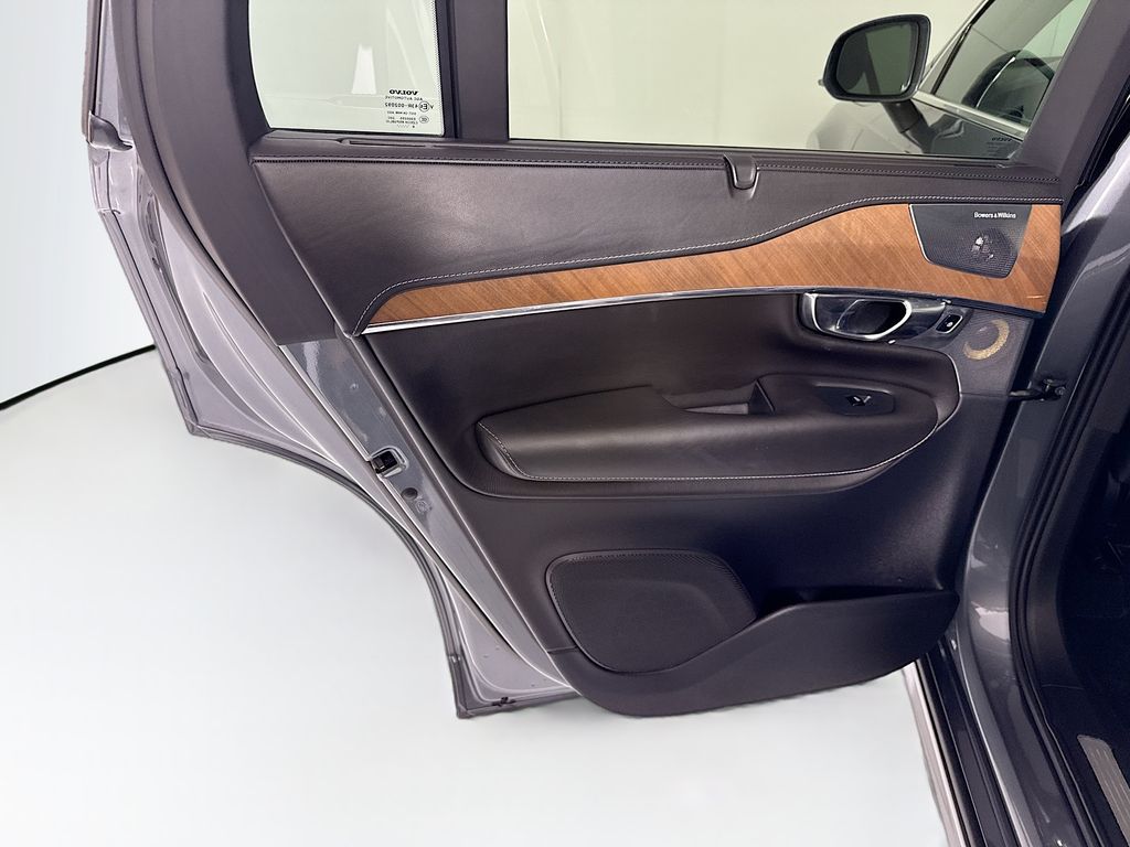Thumbnail: 2017 Volvo XC90 - 27