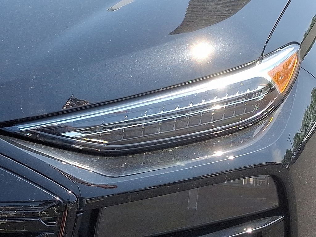 2025 Audi e-tron Premium 6