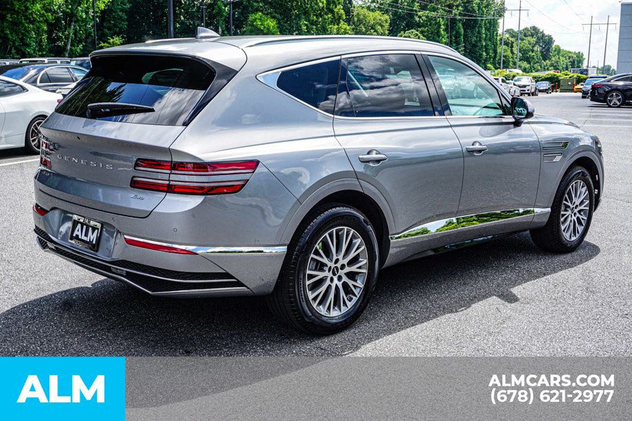 Used 2025 Silver Genesis 2.5T image 6