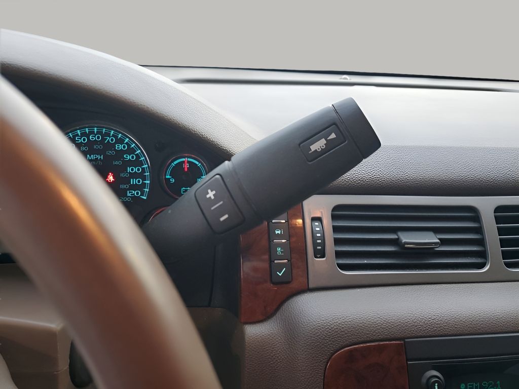 Used Car 2013 Chevrolet Tahoe  Lt For Sale Under $15,000 In Austin, Texas