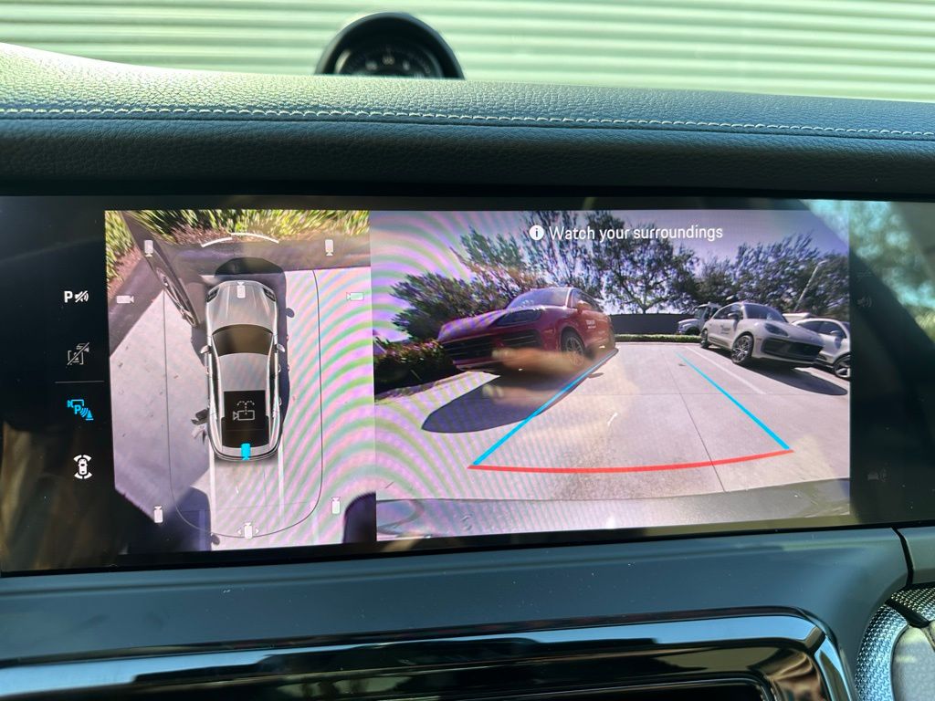 Thumbnail: 2026 Porsche Panamera - 28