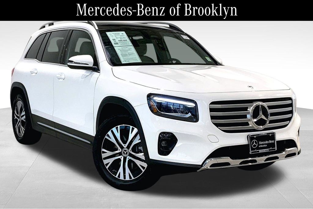 Polar White 2026 Mercedes-Benz GLB SUV / Crossover All-Wheel Drive 8-Speed Dual Clutch