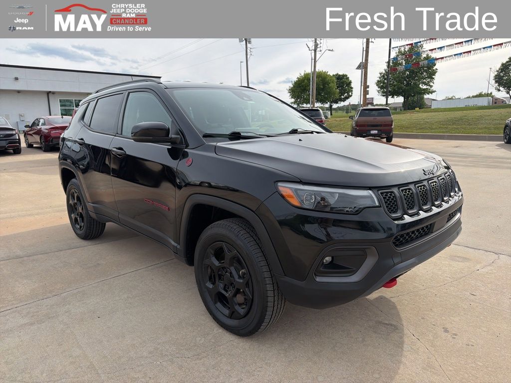 Diamond Black Crystal Pearlcoat 2023 Jeep Compass Trailhawk 4WD SUV / Crossover Four-Wheel Drive 8-Speed Automatic