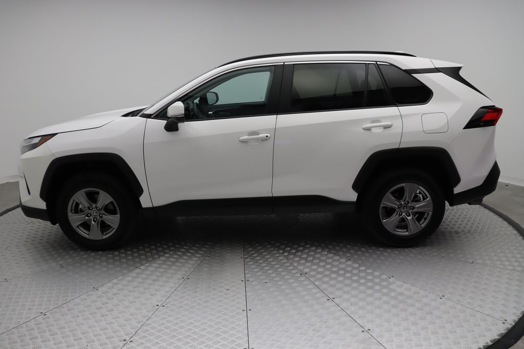 2024 Toyota RAV4 XLE 12