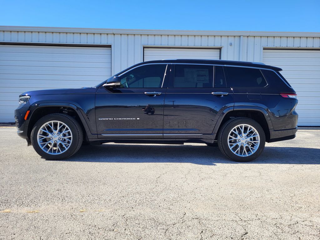 2023 Jeep Grand Cherokee L Summit 2