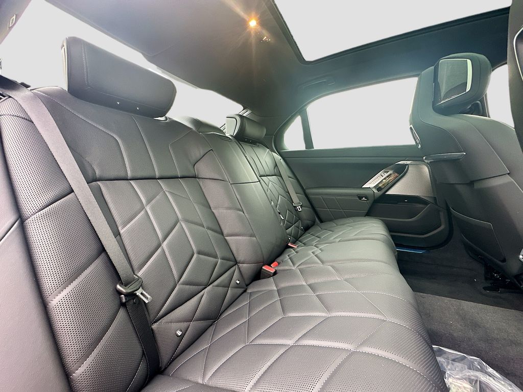 New 2026 Black BMW 760i xDrive image 29