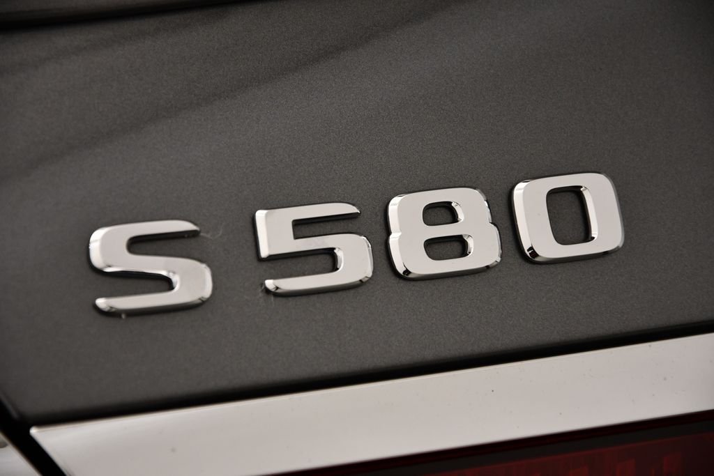 2021 Mercedes-Benz S-Class S 580 9