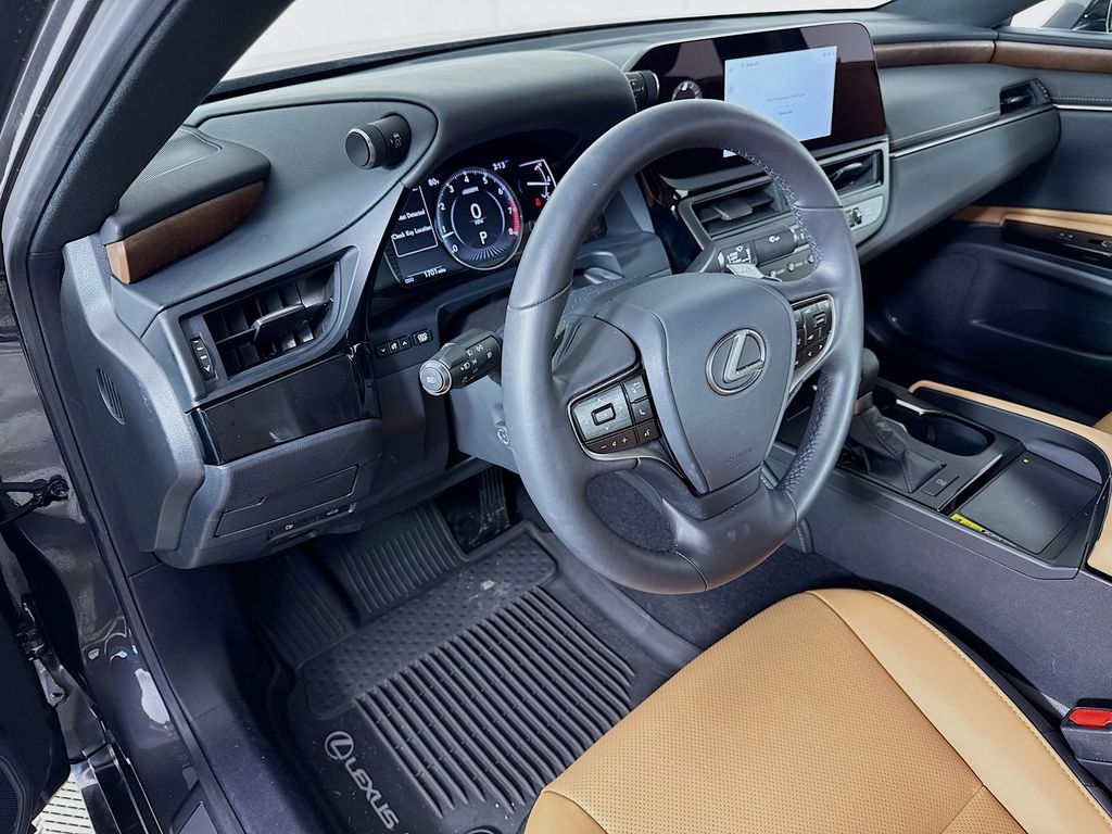 Thumbnail: 2025 Lexus ES - 9