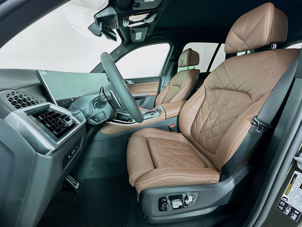 Thumbnail: 2026 BMW X5 - 16