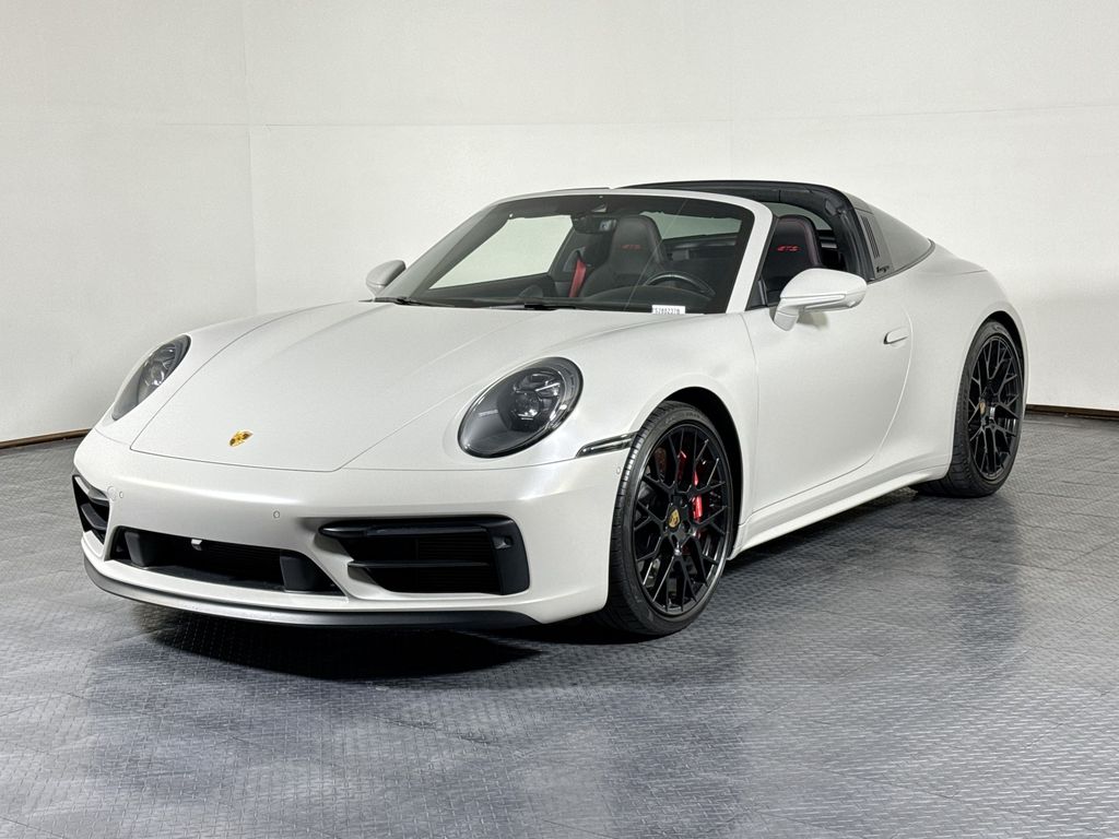 2022 Porsche 911 Targa 4 GTS Cabriolet AWD