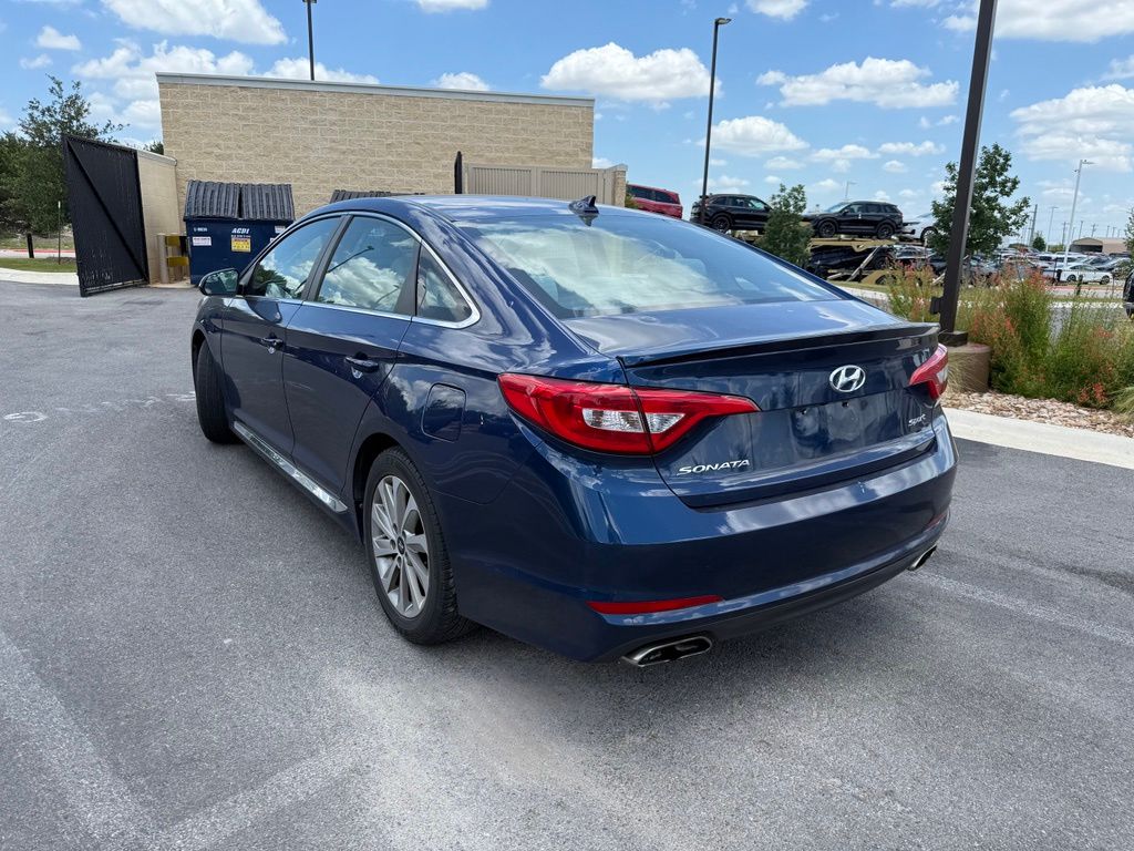 Thumbnail: 2015 Hyundai Sonata - 6