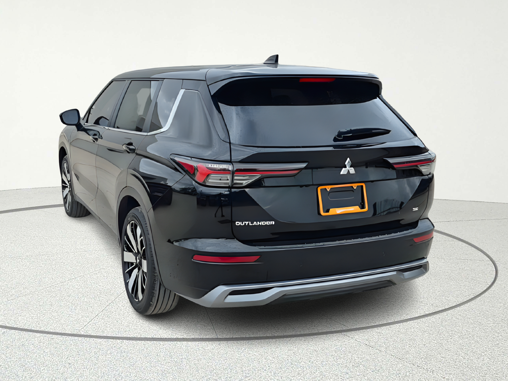 2026 Mitsubishi Outlander SE - 4