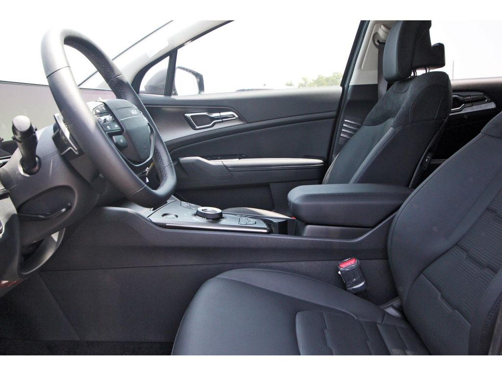 New 2026 Kia Sportage Hybrid SUV