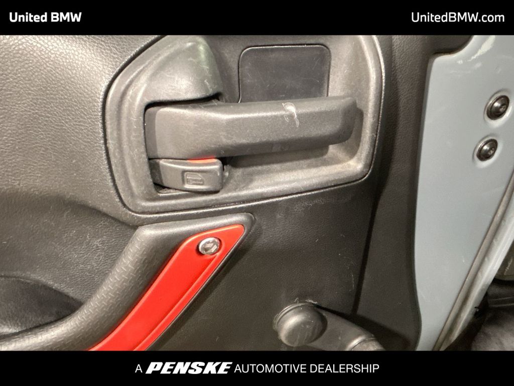 2015 Jeep Wrangler Sport 11