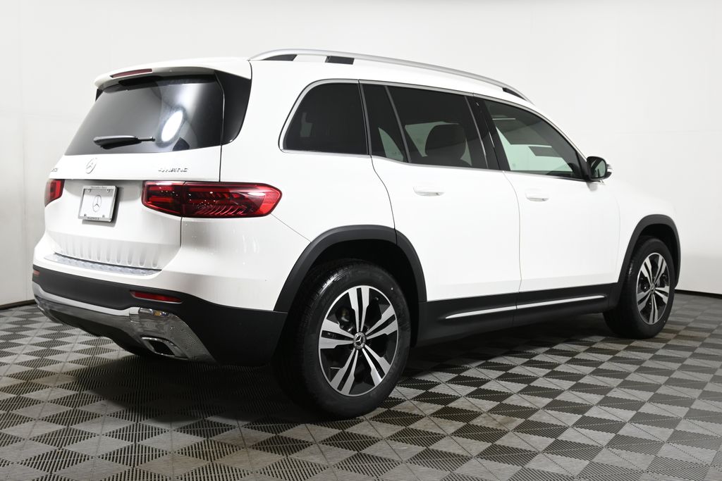 2025 Mercedes-Benz GLB 250 7