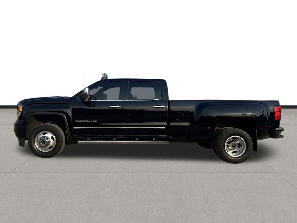 2019 GMC Sierra 3500HD Denali - 7