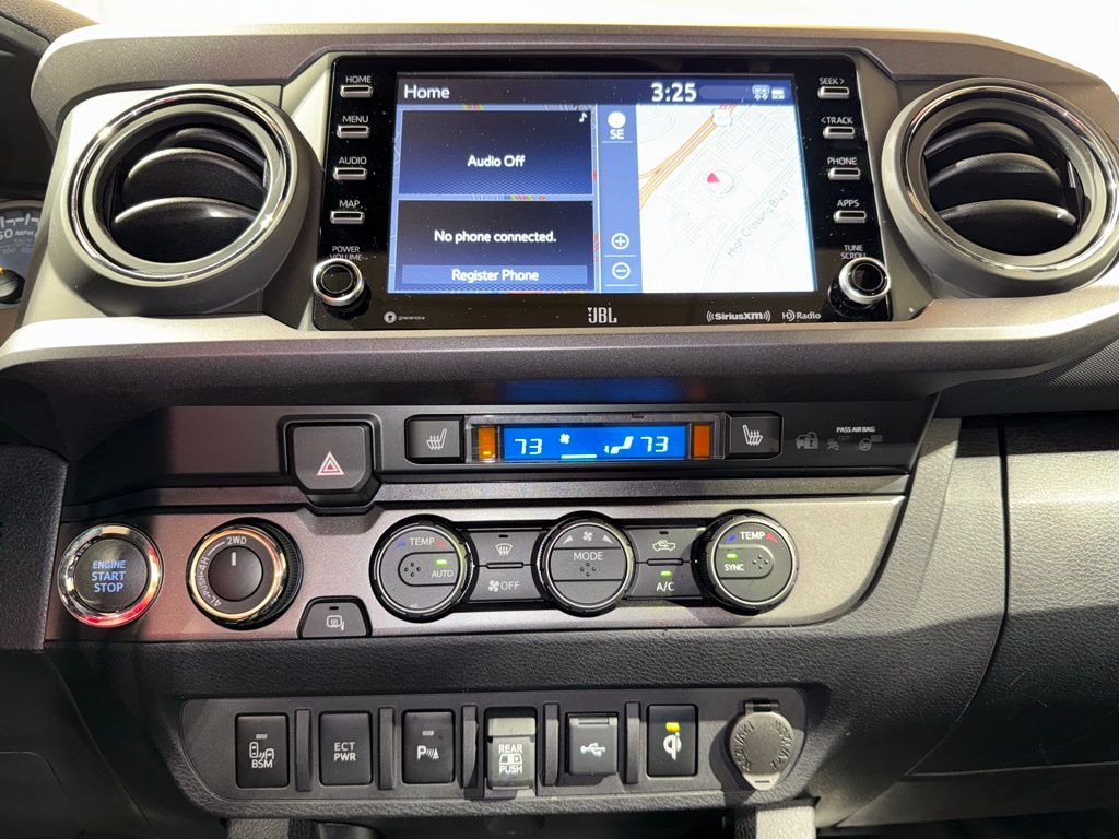 2022 Toyota Tacoma TRD Off-Road 24
