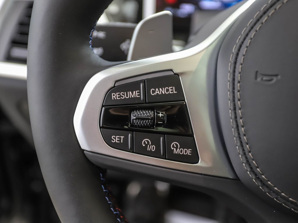 Thumbnail: 2026 BMW X5 - 12