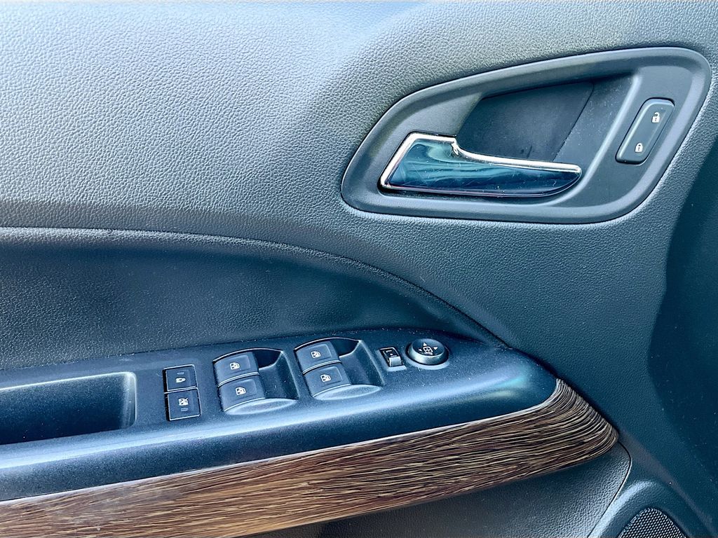 Used 2019 Red GMC Denali image 18