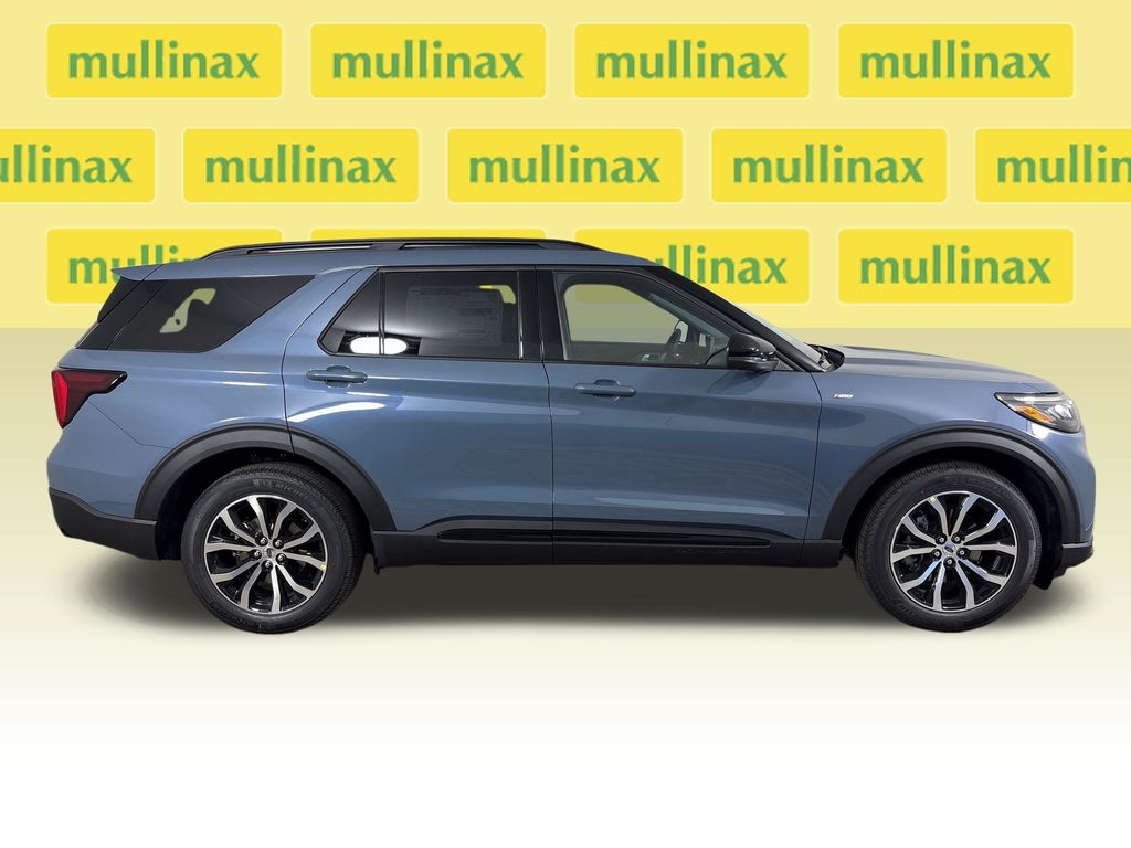 New 2026 Blue Ford ST-Line image 2