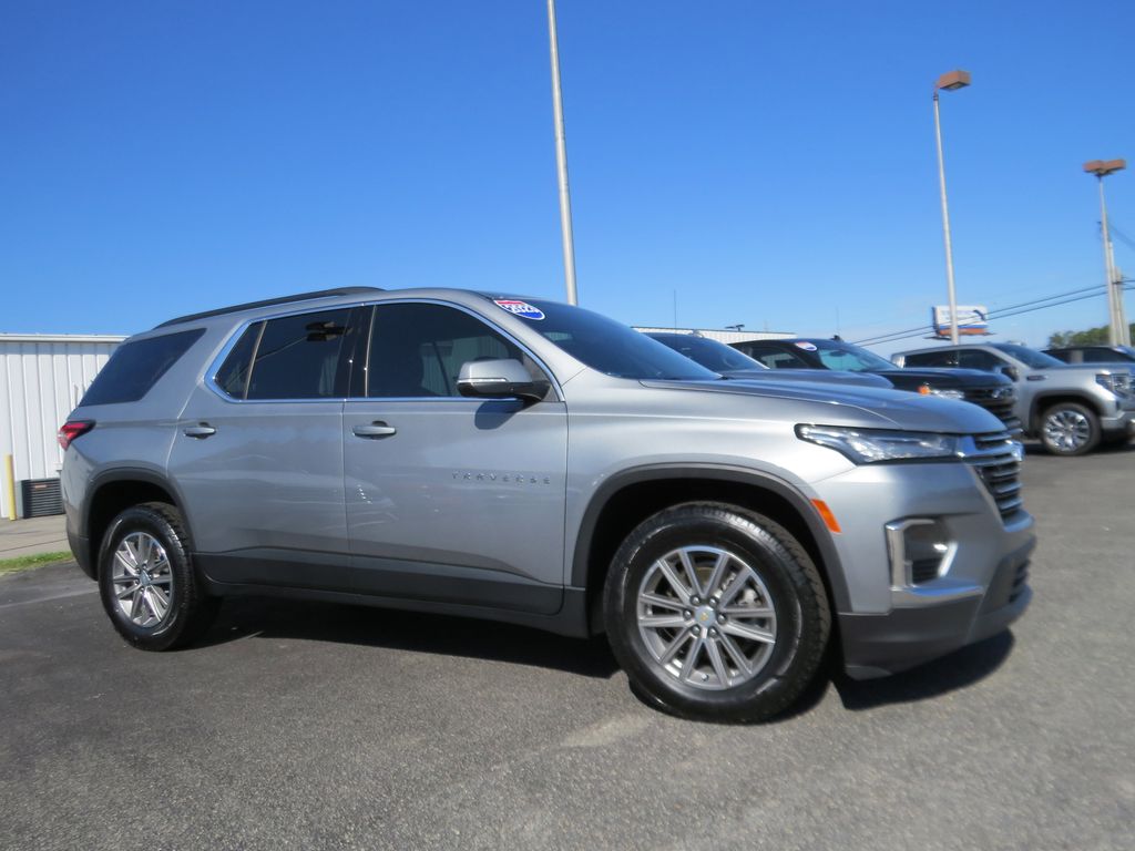 Sterling Gray Metallic 2023 Chevrolet Traverse LT Cloth FWD SUV / Crossover Front-Wheel Drive 9-Speed Automatic