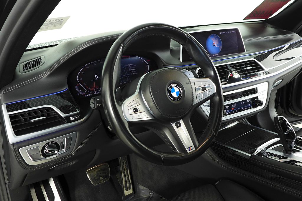 Thumbnail: 2021 BMW 7 Series - 30