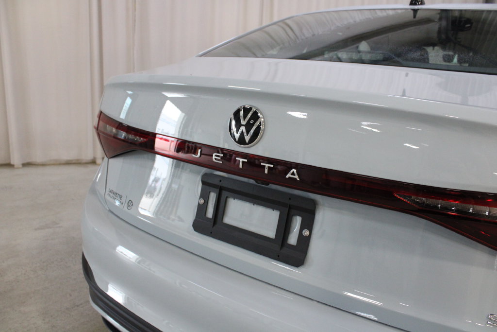 New 2027 Gray Volkswagen 1.5T SE image 32