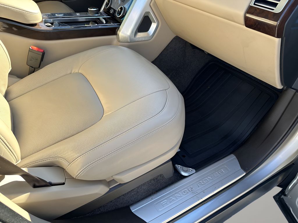 Used Car 2020 Land Rover Range Rover  Hse For Sale Under $40,000 In Austin, Texas