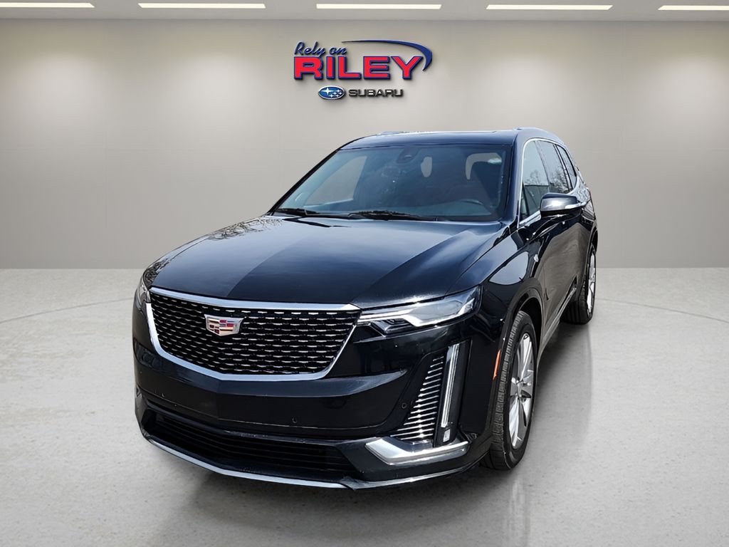  2023 Cadillac XT6 Premium Luxury FWD   