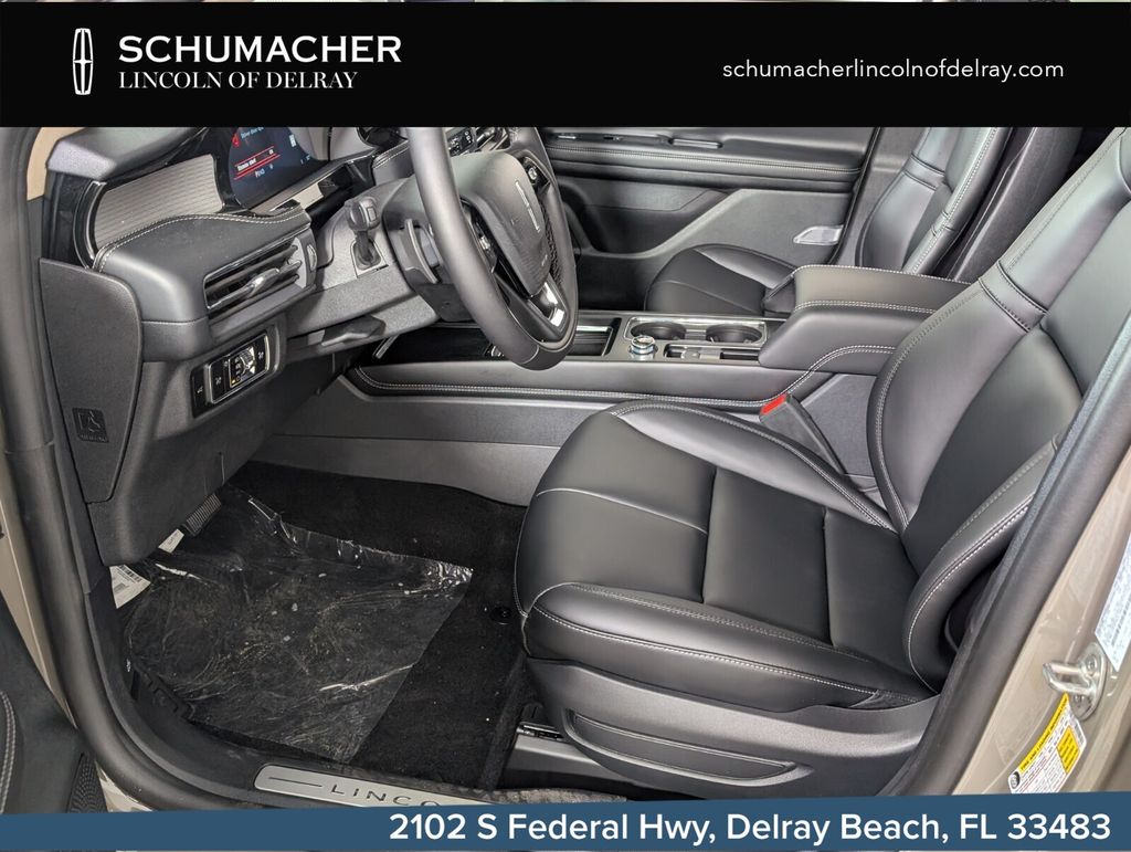 new 2025 Lincoln Corsair car, priced at $39,931