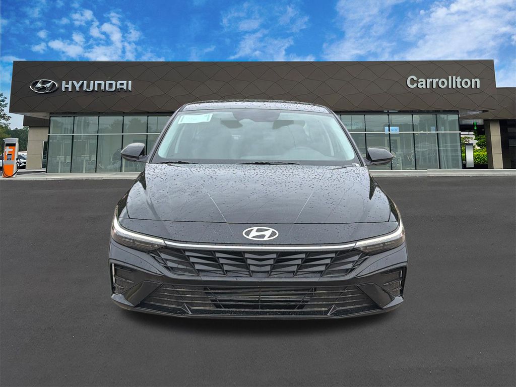 New 2026 Black HYUNDAI SE image 2