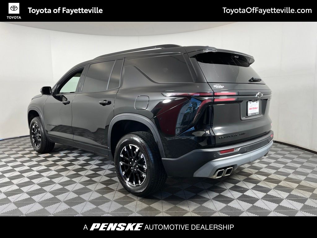Thumbnail: 2026 Chevrolet Traverse - 3