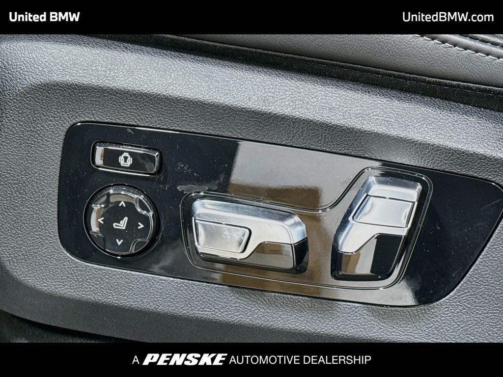 Thumbnail: 2024 BMW X7 - 4