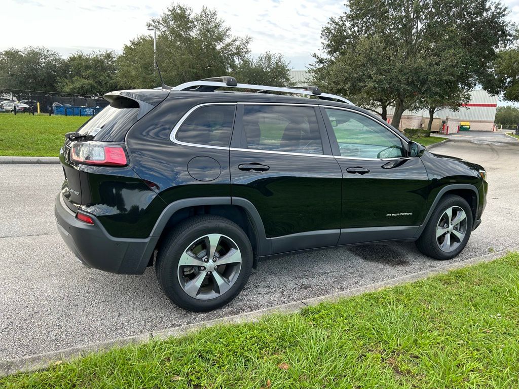 Thumbnail: 2019 Jeep Cherokee - 4