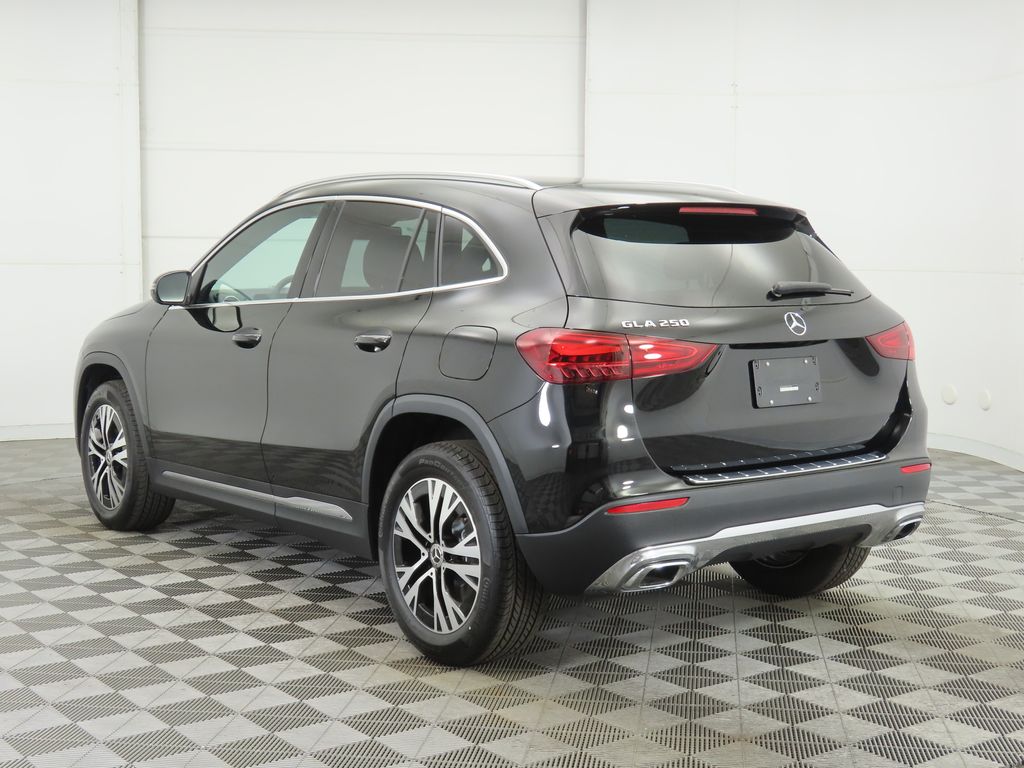 2025 Mercedes-Benz GLA 250 7