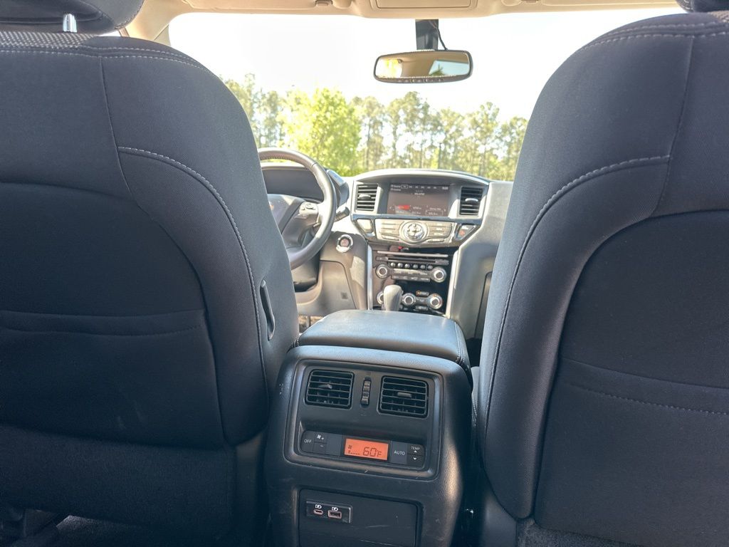 2020 Magnetic Black Pearl Nissan Pathfinder SV FWD SUV