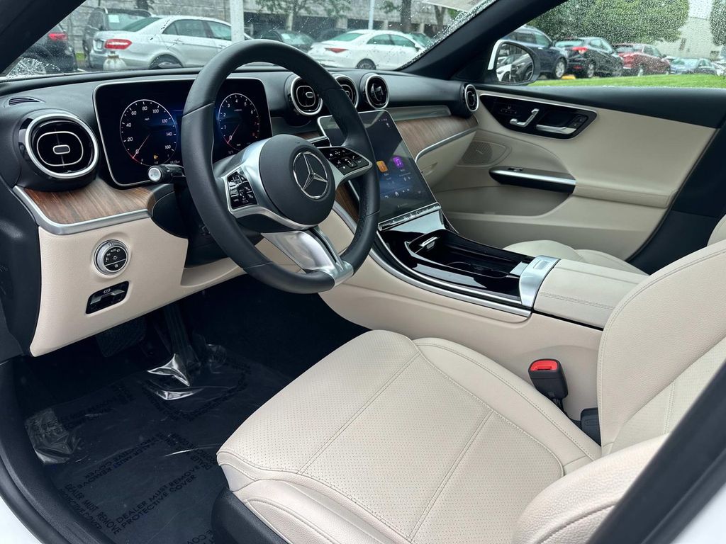 Thumbnail: 2025 Mercedes-Benz C-Class - 30