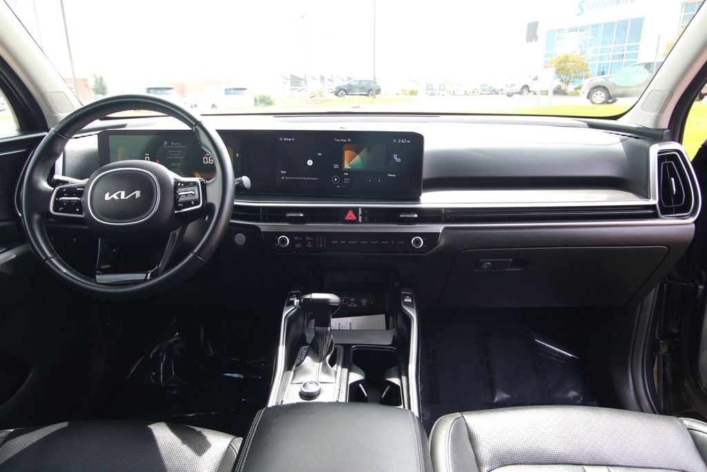 Used 2024 Kia Sorento SUV