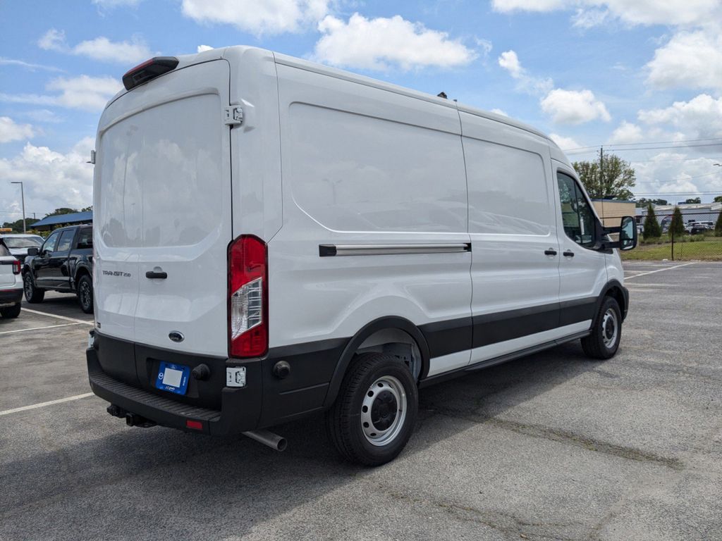 2025 Ford Transit 250