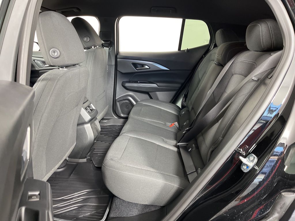 Thumbnail: 2026 Chevrolet Equinox - 21