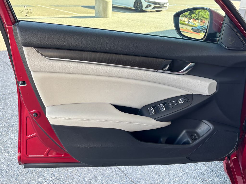 Thumbnail: 2020 Honda Accord - 26