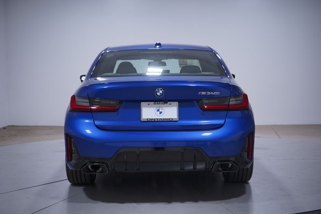 Thumbnail: 2025 BMW 3 Series - 5