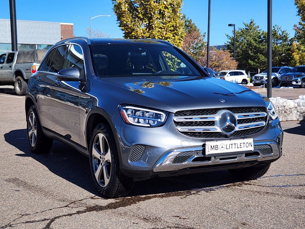 2021 Mercedes-Benz GLC GLC 300 3